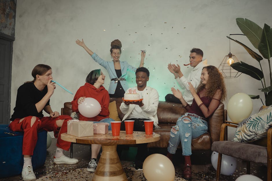 10 : img_8 - Casual support and group interaction